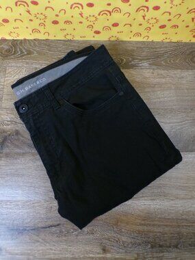 G. H. BASS & CO.  Black Lightweight Cargo Pants 32x32 (actual 32x30)